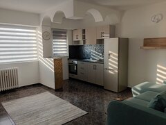 Chisinau nr. 17, Mega Mall